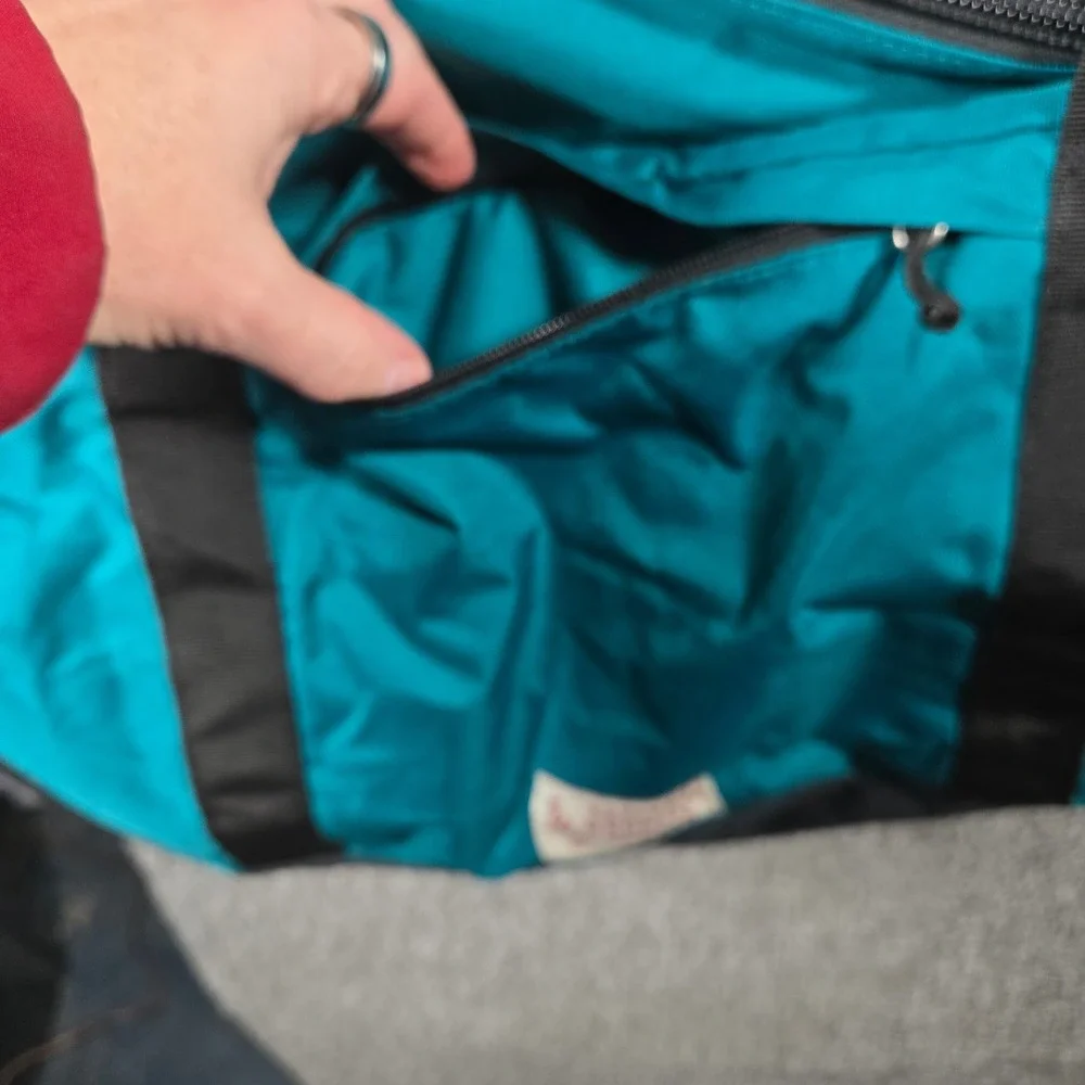Eastern Mountain Sports‎ Teal Black Duffle Bag Weekend Travel Gear
